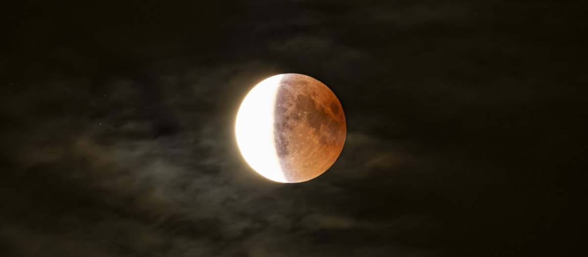 Primer plano del eclipse lunar