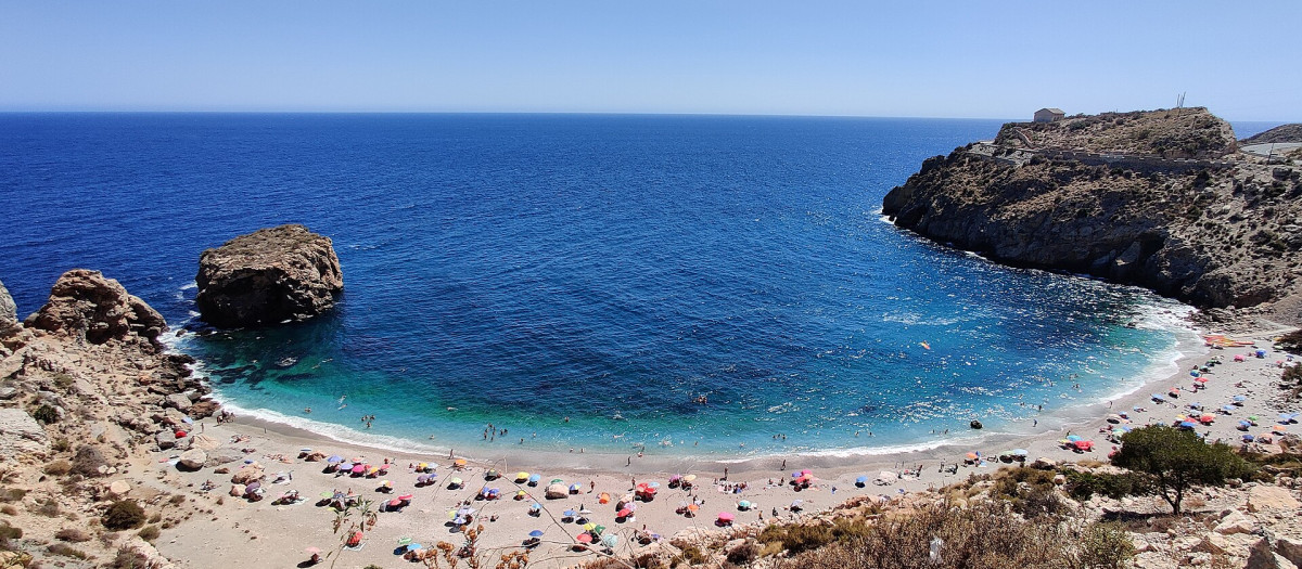 Playa de La Rijana, en la Costa Tropical de Granada
