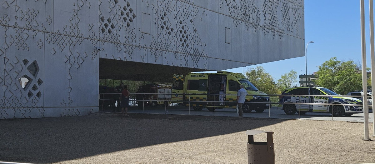 Autoridades sanitarias, bomberos y policía desplazadas a la Ciudad de la Justicia