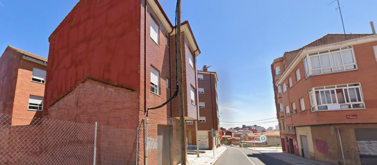 Calle San Antonio de León, donde se ha producido una reyerta