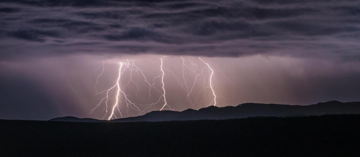 Tormenta eléctrica