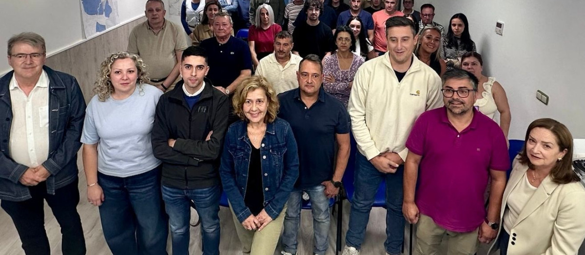 Reunión extraordinaria de la junta gestora del PP de Verín

REMITIDA / HANDOUT por PP DE VERÍN
Fotografía remitida a medios de comunicación exclusivamente para ilustrar la noticia a la que hace referencia la imagen, y citando la procedencia de la imagen en la firma
31/8/2026