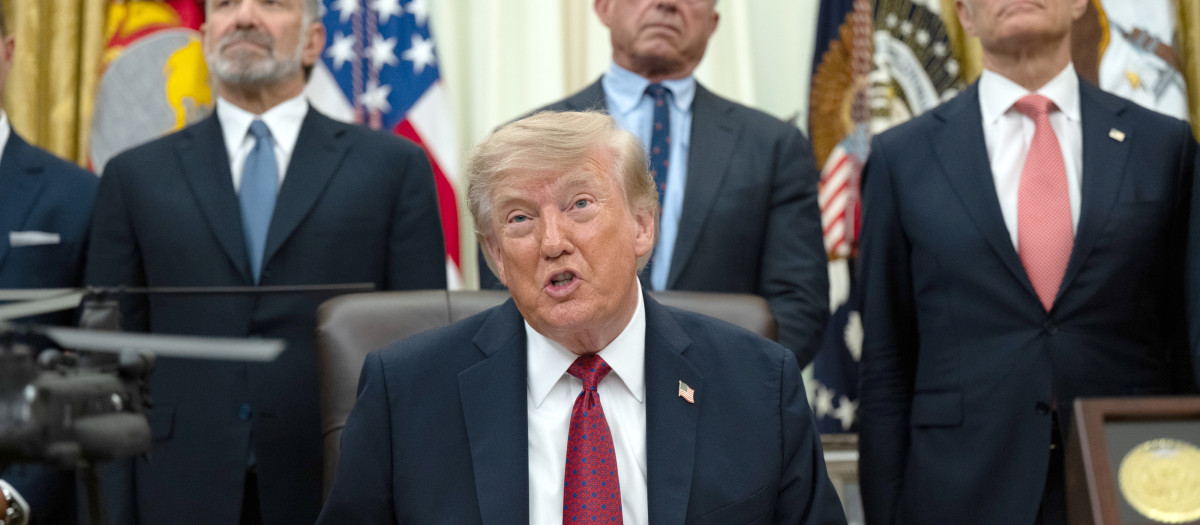 Donald Trump desde su despacho en la Casa Blanca