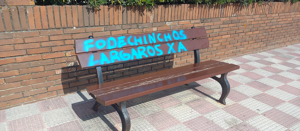 «Estamos a 5 Sanjenjos, 2 Mahou y 1 polo Lacoste de que las playas vuelvan a ser nuestras»: así despide el verano un gallego