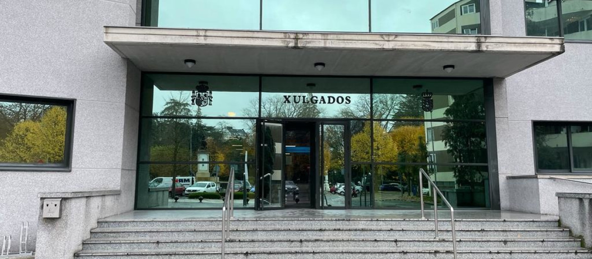 (Foto de ARCHIVO)
La fachada de las dependencias del Juzgado de Instrucción Número 2 de Lugo. En Lugo, a 3 de abril de 2024.

EUROPA PRESS
03/4/2024