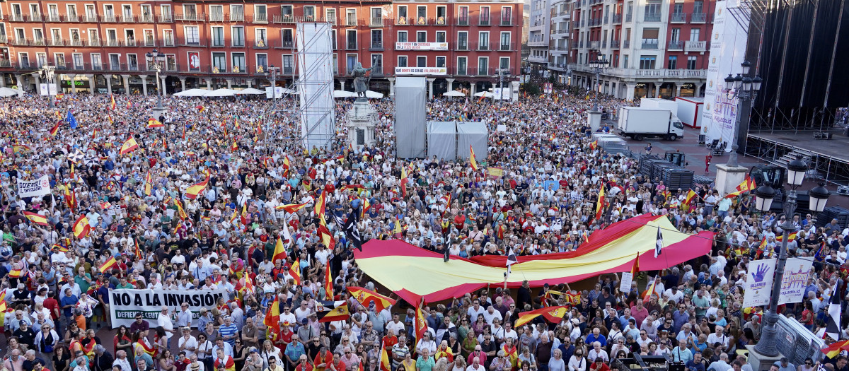 Concentración en apoyo a Ceuta en Valladolid