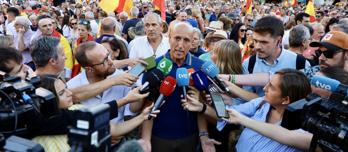 Más de 4.000 personas acuden a la concentración a favor de Ceuta en León