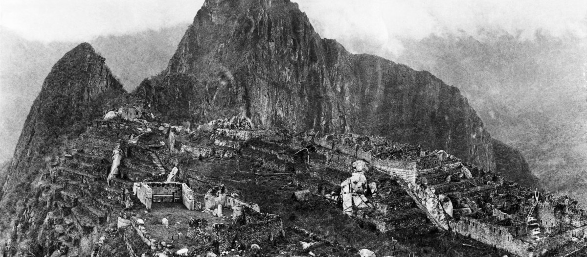 Foto de Machu Picchu tomada por Hiram Bingham en 1912