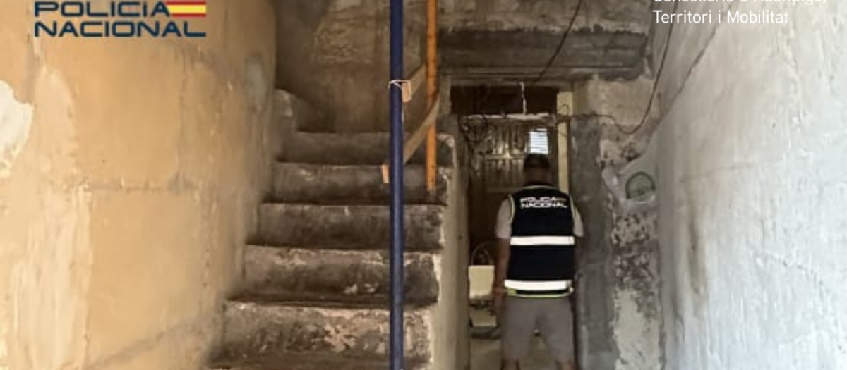 En el inmueble convivían 30 personas.