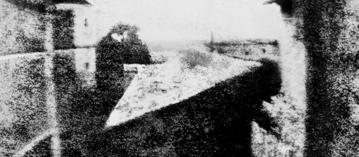 'Vista desde la ventana en Le Gras', la fotografía más antigua del mundo