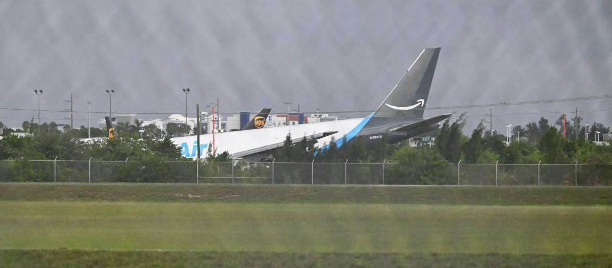 El avión de carga accidentado