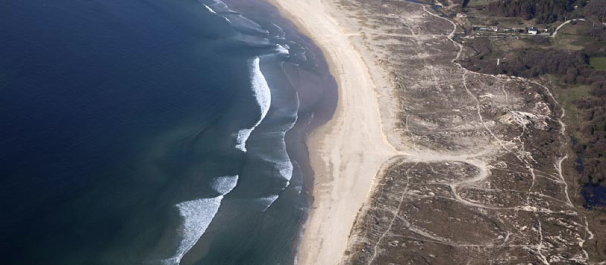 uere una mujer de 72 años tras ser localizada flotando en el mar a 50 metros de una playa de Ferrol