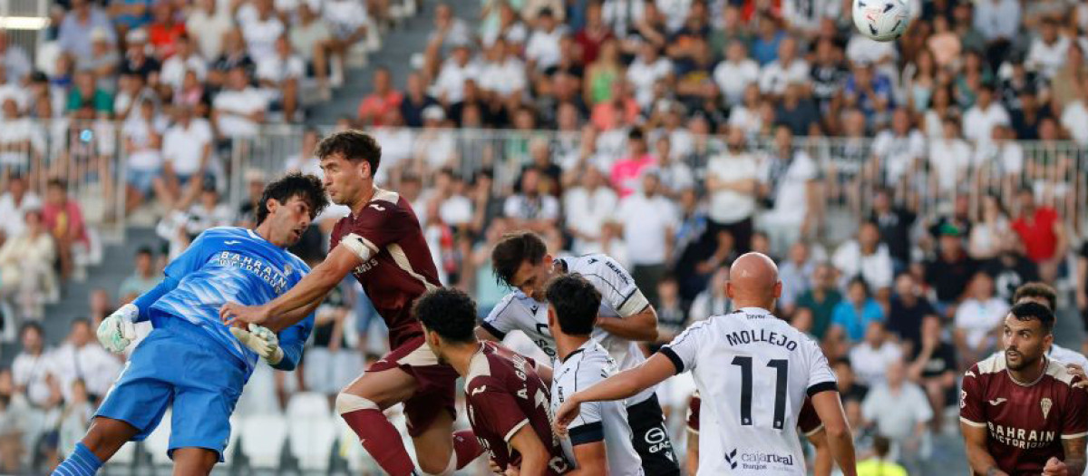 El Córdoba busca sus primeros puntos fuera de casa