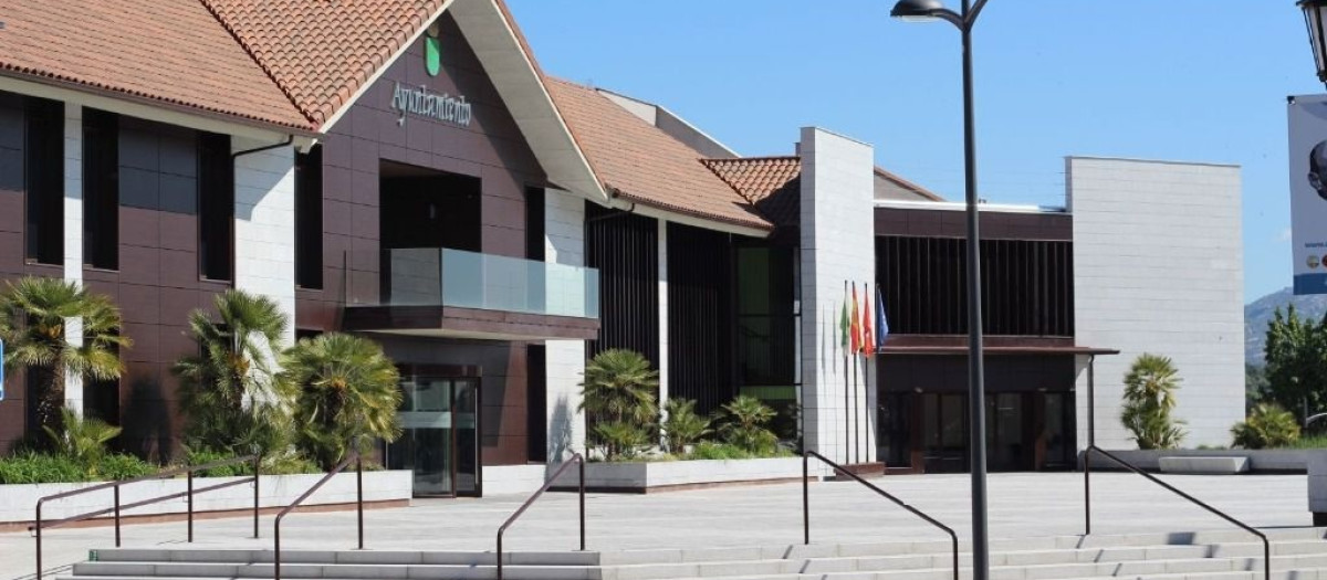 Fachada del Ayuntamiento de Galapagar
