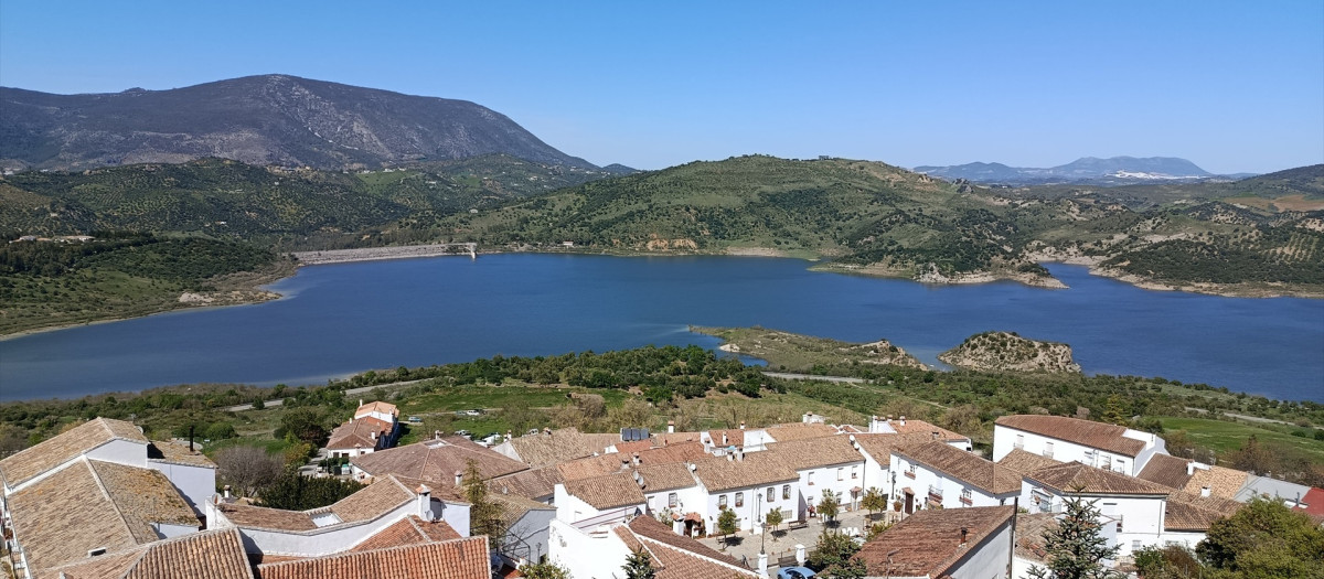 Vista del embalse de Zahara-El Gastor