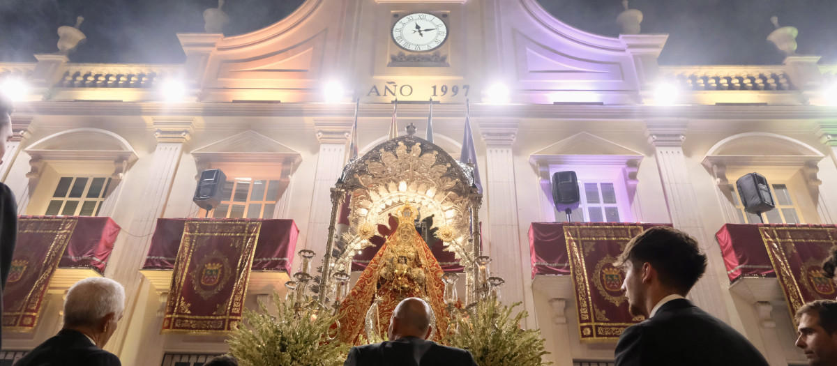 Procesión de la Virgen de la Sierra en Cabra