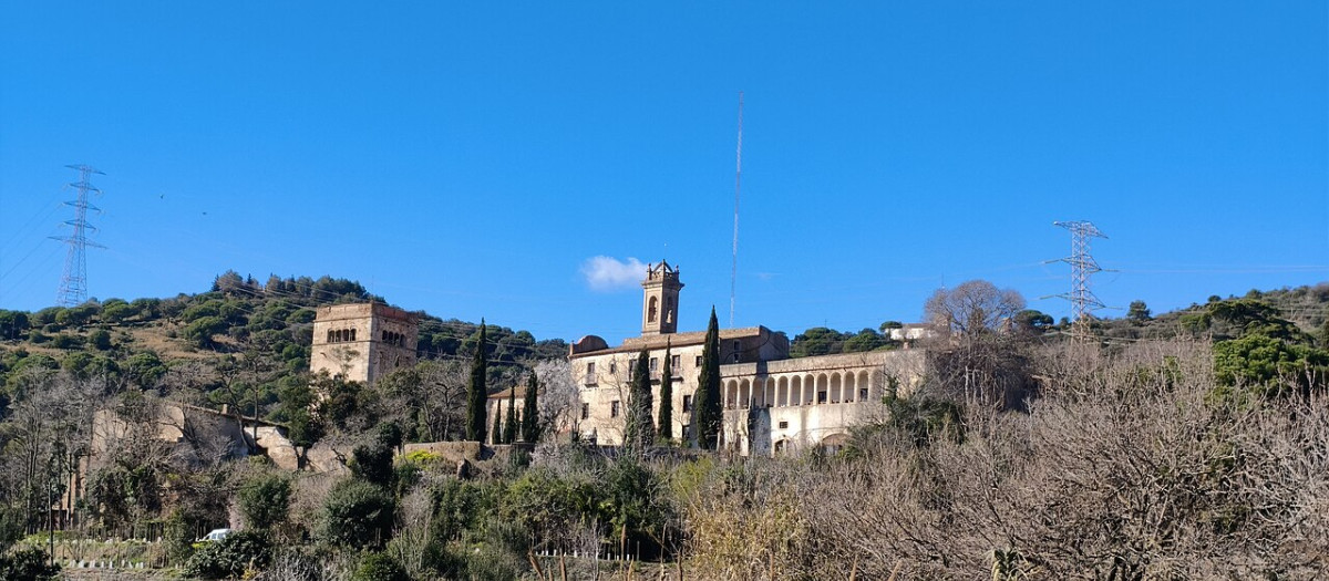 Vista panorámica del monasterio de Sant Jeroni de la Murtra