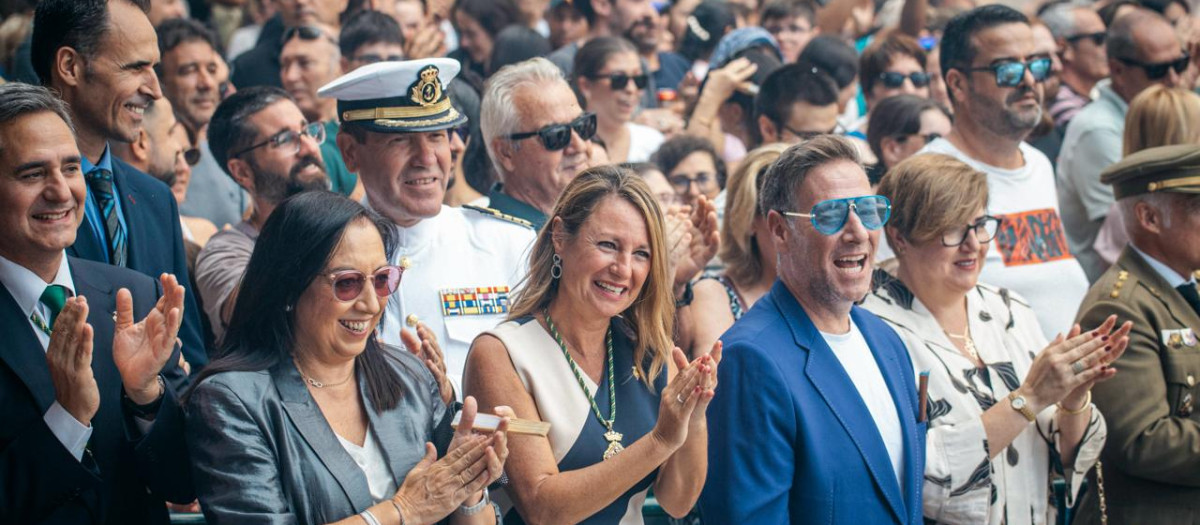 Imagen tomada este sábado de Begoña Carrasco junto a Llanos Massó y Carlos Latre durante los actos por el 775 aniversario de Castellón