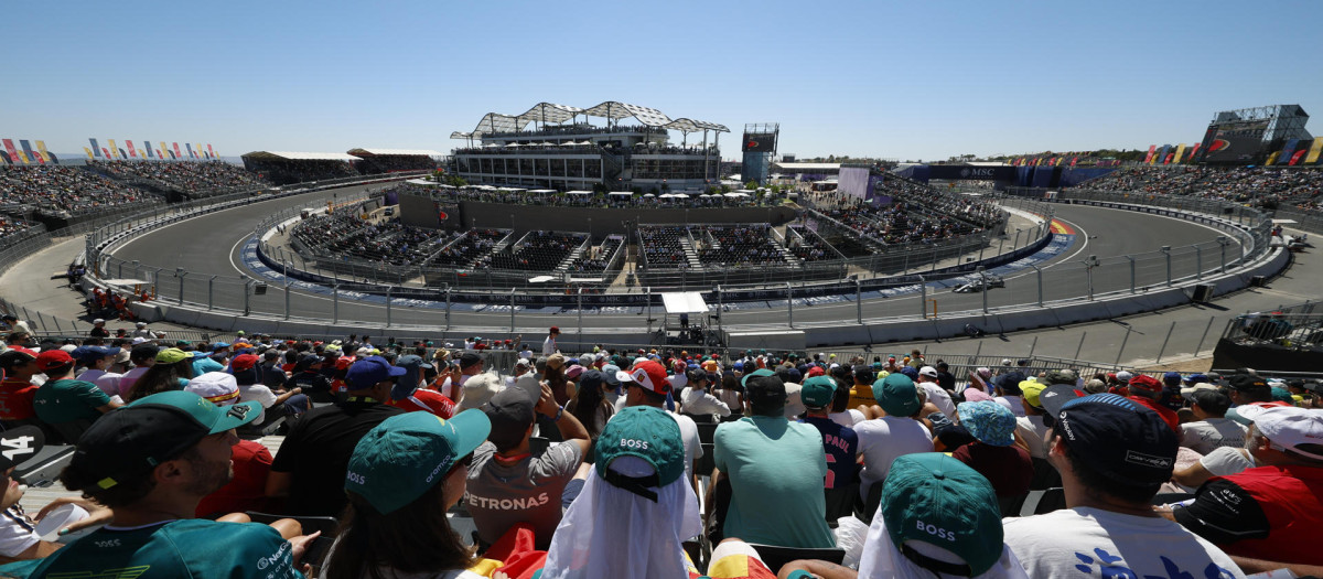 Vista general este sábado durante los terceros entrenamientos libres del Gran Premio de España de Fórmula 1 en el nuevo circuito de Madring en Madrid