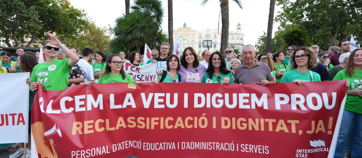 Imagen tomada este sábado de Diana Morant durante la manifestación de profesores de la educación pública en Valencia