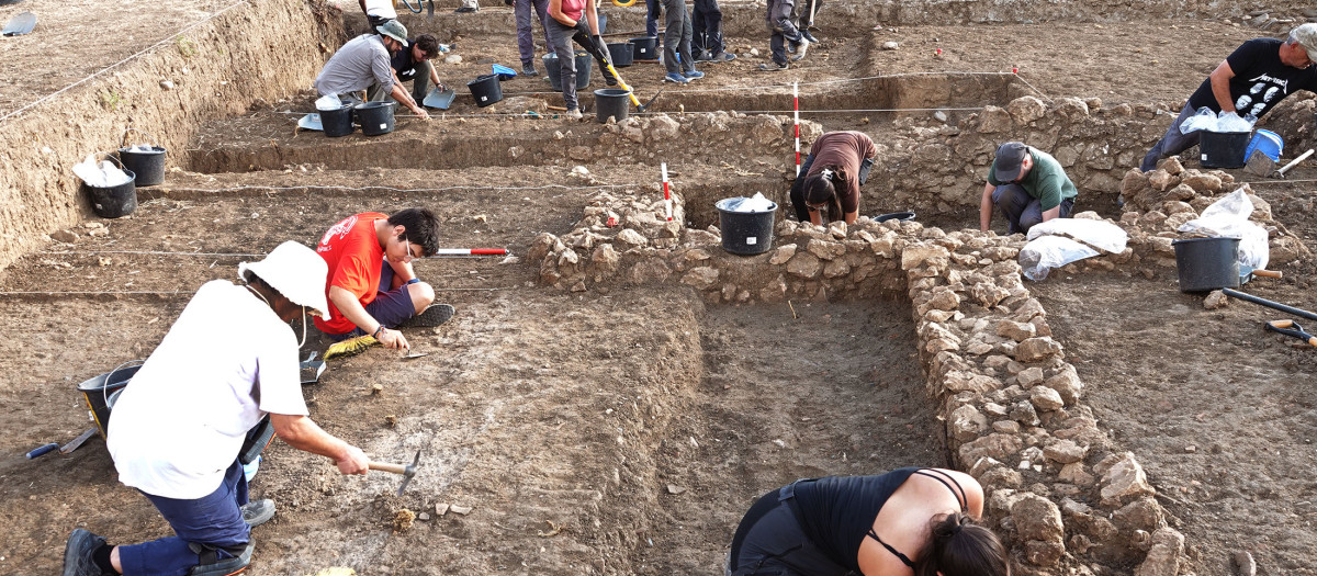 Trabajos de arqueólogos en busca del origen de Málaga