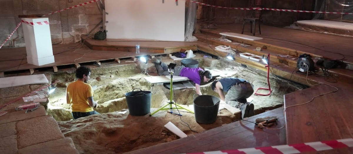Excavaciones en el convento de Santa Clara, Pontevedra

REMITIDA / HANDOUT por DIPUTACIÓN DE PONTEVEDRA
Fotografía remitida a medios de comunicación exclusivamente para ilustrar la noticia a la que hace referencia la imagen, y citando la procedencia de la imagen en la firma
14/9/2026