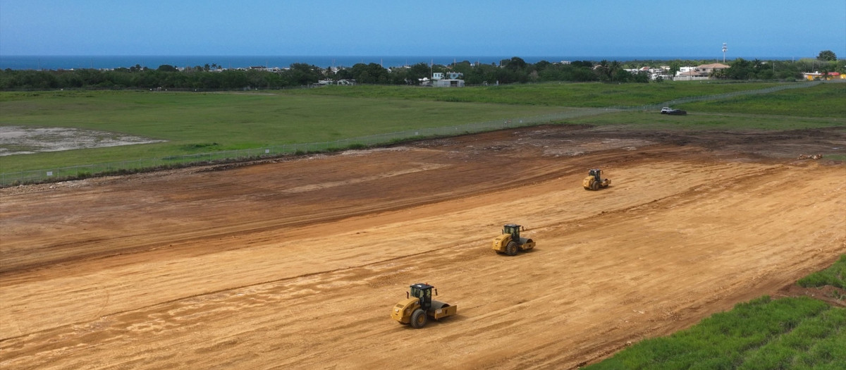 Los equipos autónomos de Ferrovial en la construcción de una pista aeroportuaria en Puerto Rico.

REMITIDA / HANDOUT por FERROVIAL
Fotografía remitida a medios de comunicación exclusivamente para ilustrar la noticia a la que hace referencia la imagen, y citando la procedencia de la imagen en la firma
16/9/2026