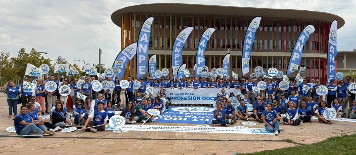 Concentración ANPE en Zaragoza