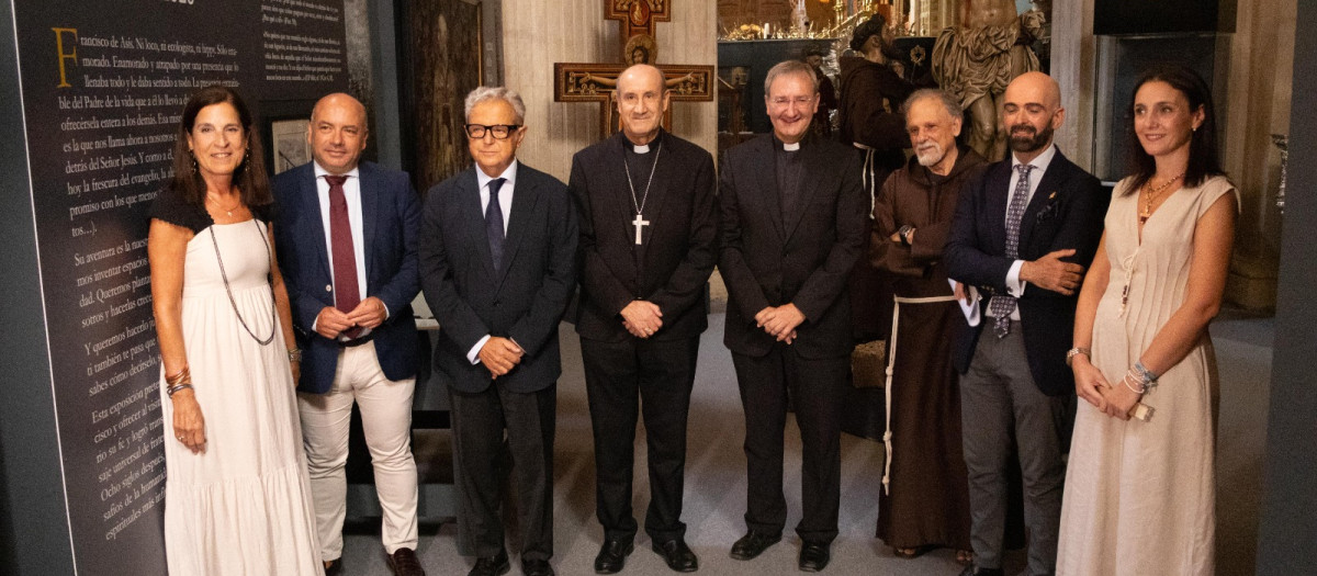 Inauguración de la exposición 'El Señor me dio...' en la Catedral de Córdoba