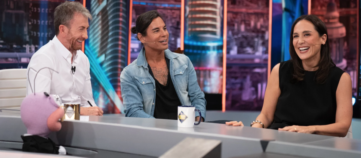 Pablo Motos, durante su entrevista con Julio José, en presencia de Tamara Falcó