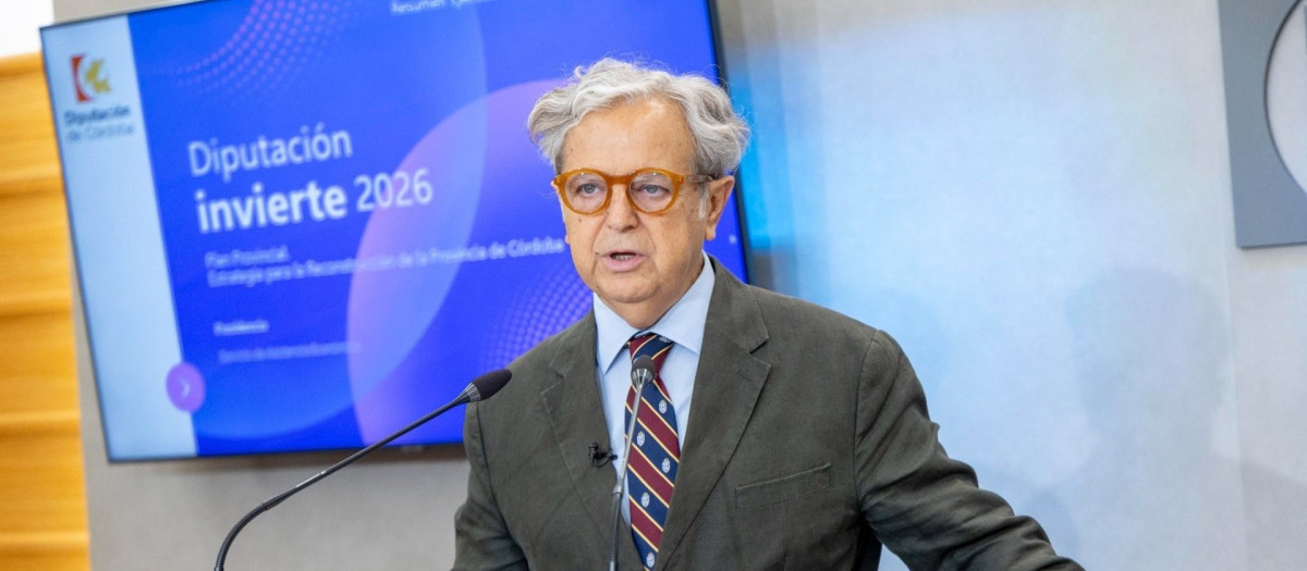 El presidente de la Diputación, Salvador Fuentes..

La Diputación de Córdoba ha completado el pasado viernes 18 la transferencia de la práctica totalidad de las partidas correspondientes al Plan Diputación Invierte 2026, dotado con 20,6 millones. Así lo ha informado el presidente de la Diputación, Salvador Fuentes, quien ha añadido que "a pesar del retraso este año en su aprobación, la Tesorería provincial ha conseguido adelantar el pago efectivo cinco días con respecto al ejercicio anterior". El plan ha podido ser desbloqueado el pasado 25 de marzo, cuando se aprobó el presupuesto de la Diputación que presentó el Grupo Popular tras llegar a un acuerdo con IU.

POLITICA ANDALUCÍA ESPAÑA EUROPA CÓRDOBA
DIPUTACIÓN DE CÓRDOBA