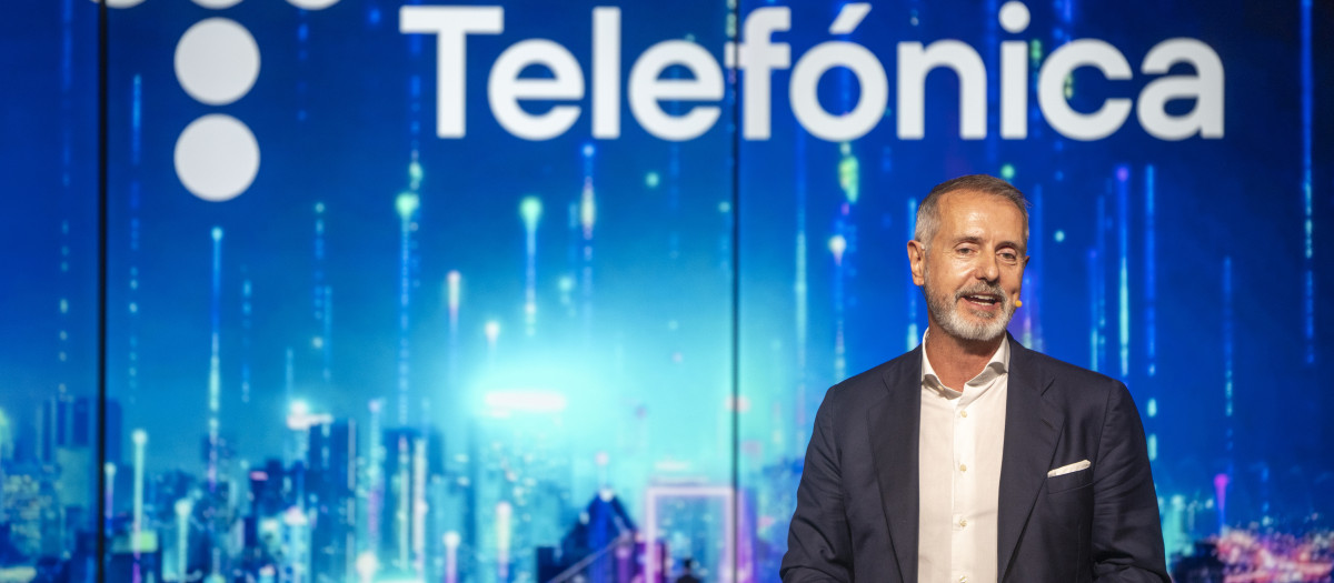 El presidente de Telefónica, Marc Murtra, durante una conferencia, en Foment del Treball Nacional