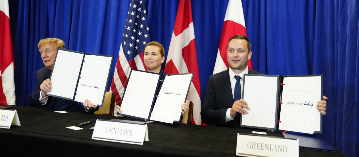 El presidente de EE.UU. Donald Trump, la primer ministra de Dinamarca Mette Frederiksen y el líder de Groenlandia Jens-Frederik Nielsen