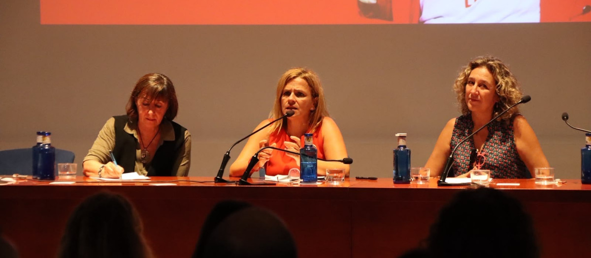 Imagen del acto protagonizado este miércoles por Pilar Bernabé