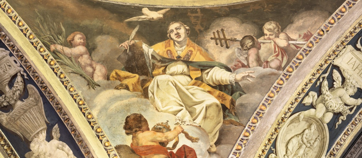 El Papa San Gregorio, con la paloma que le susurró al oído (basílica de Santa Maria di Campagna)