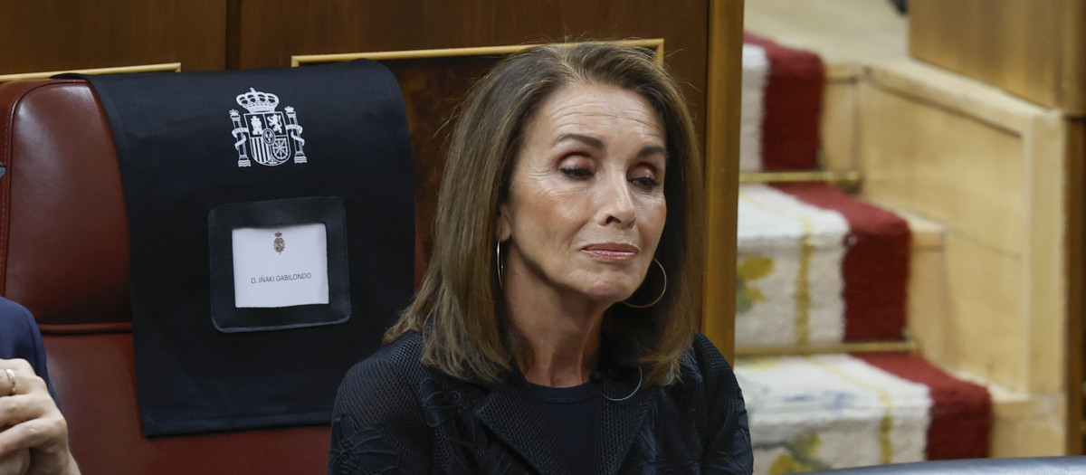 Ana Belen en el Congreso durante el homenaje a Pau Casals