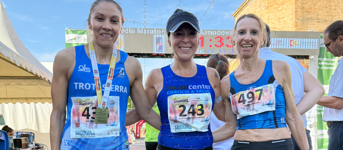 El podio femenino en la Media de Almodóvar 2026