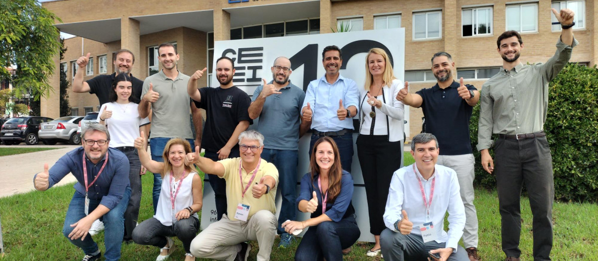 Foto de los participantes en Empresas Startech Innovation