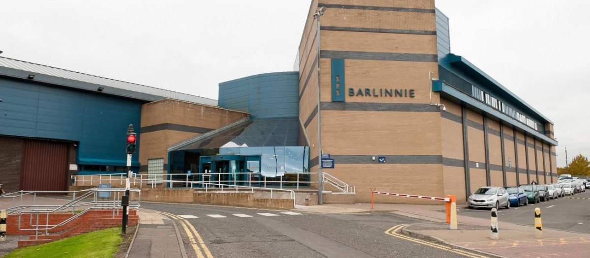 Entrada principal de la prisión de Barlinnie, más grande de Escocia