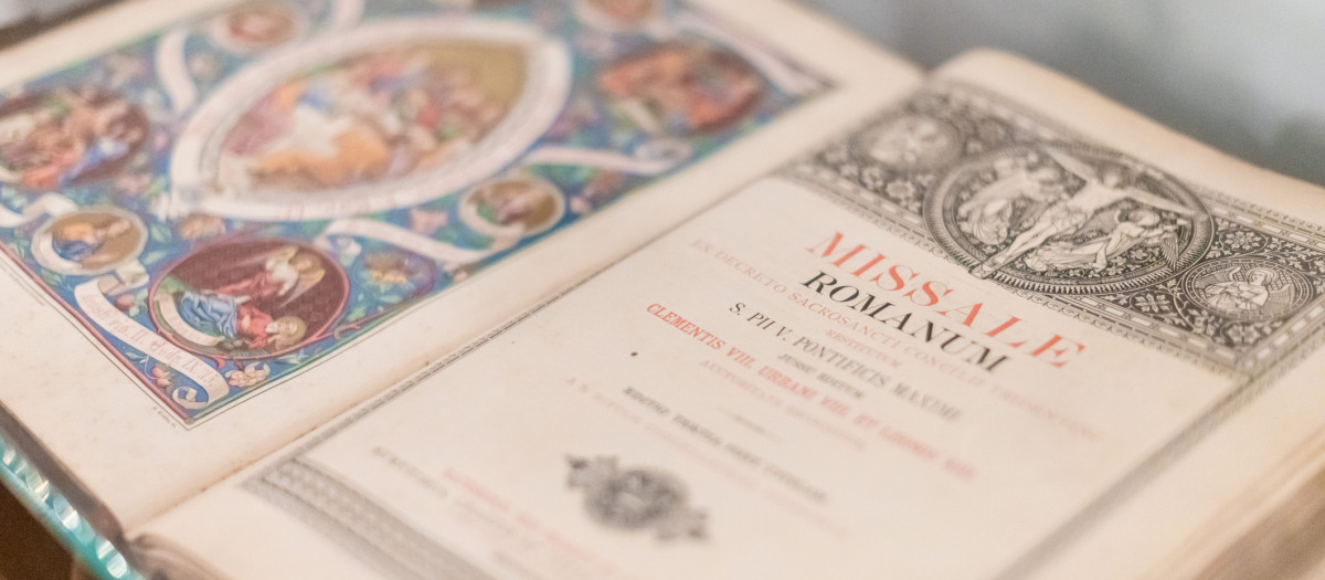Un misal romano conservado en la catedral de Kaliningrado (Rusia)