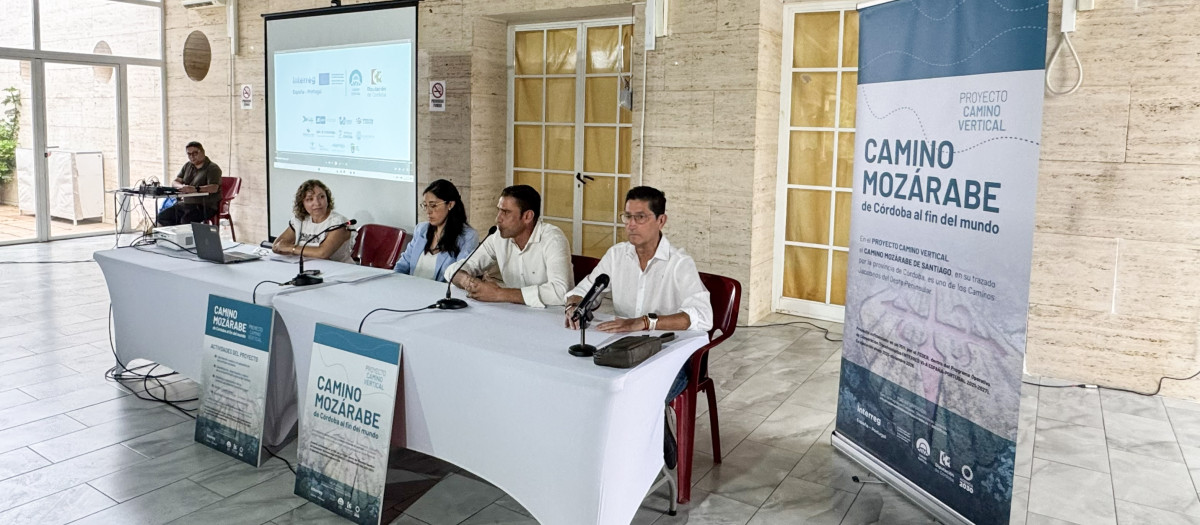 Presentación de Camino Vertical sobre el camino mozárabe
