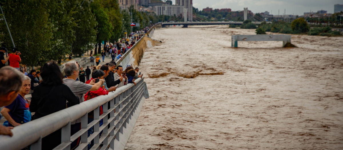 El río Besós ha alcanzado los 520 metros cúbicos por segundo a su paso por Santa Coloma de Gramenet