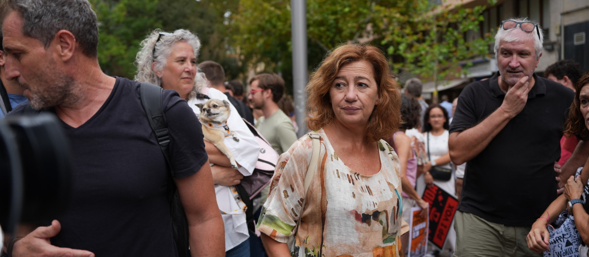 La presidenta del Congreso de los Diputados, Francina Armengol, durante una manifestación por la vivienda en Palma