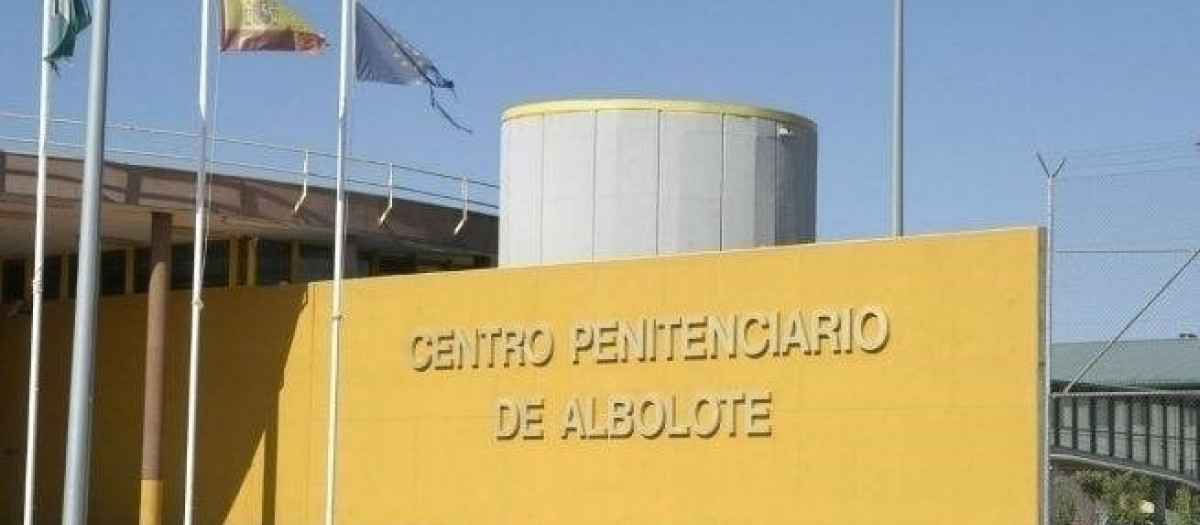 (Foto de ARCHIVO)
Desde la APFP han puesto en valor la profesionalidad de los funcionarios que consiguieron resolver la situación y han deseado una pronta recuperación a los funcionarios agredidos