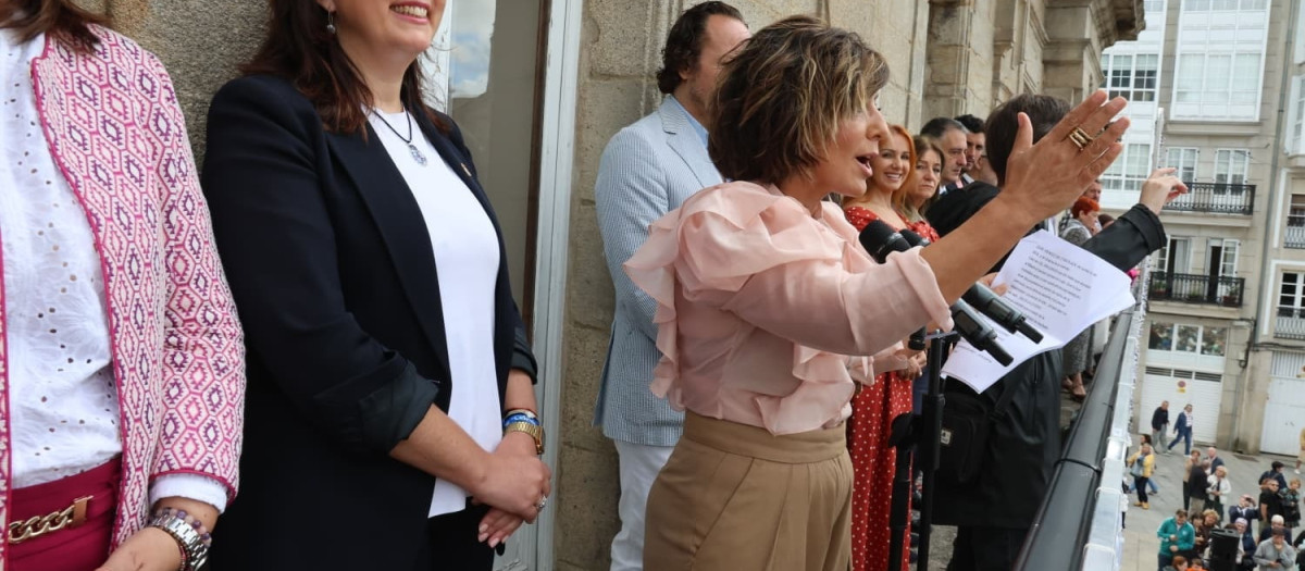 Sonsoles Ónega recoge en Lugo el testigo de su padre 38 años