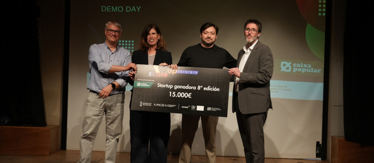 Scale up Healz entrega del cheque