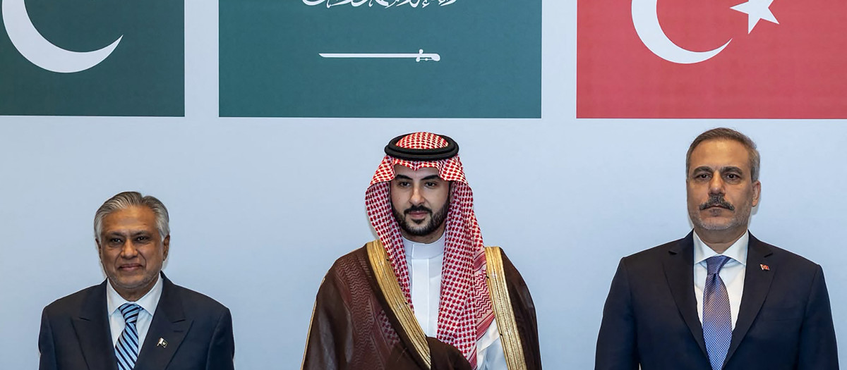 Los ministros de relaciones internacionales de Pakistán, Arabia Saudí y Turquía