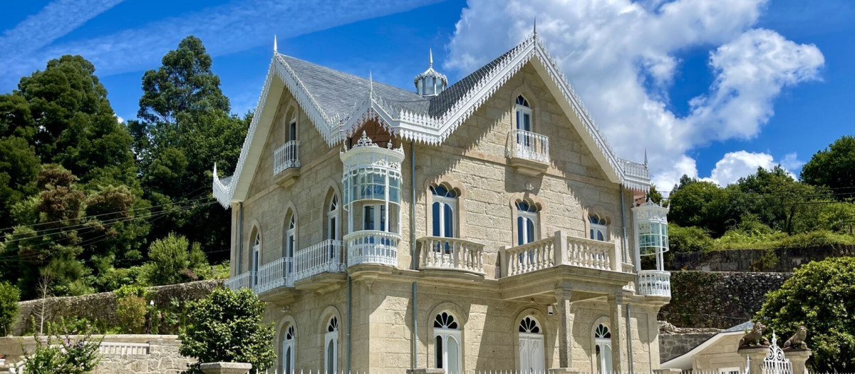 La casa indiana de 1880 de un pueblo de Galicia que que acaba de conquistar una Llave Michelin