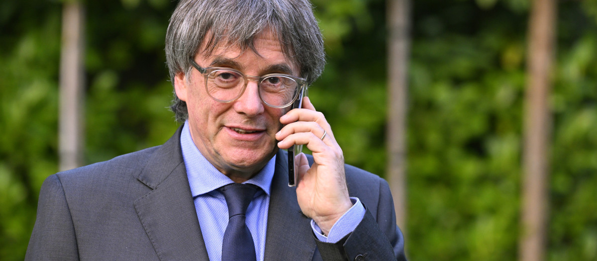 El presidente de Junts per Catalunya, Carles Puigdemont, tras realizar una declaración institucional,