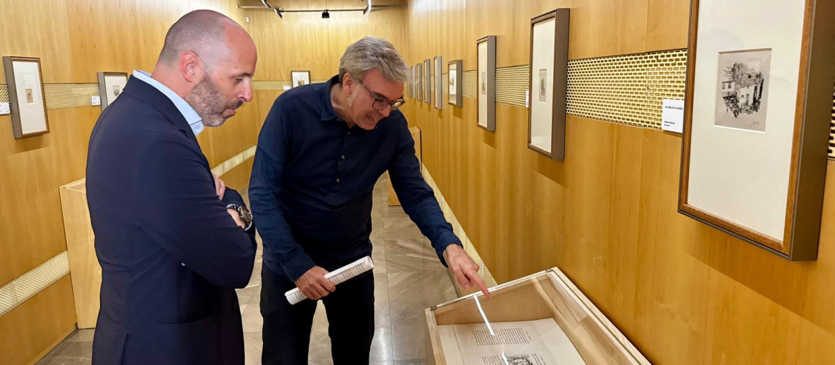 Eduardo Lucena y José María Domenech en el Museo de Bellas Artes de Córdoba